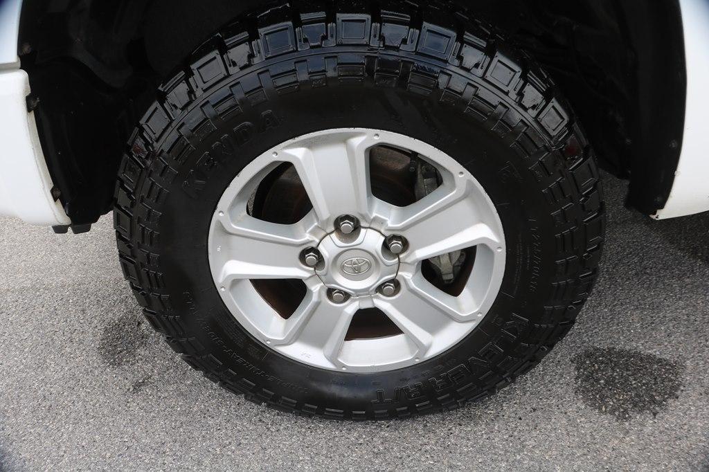 Toyota Tundra SR5 5.7L V8 FFV CrewMax 4WD 2019