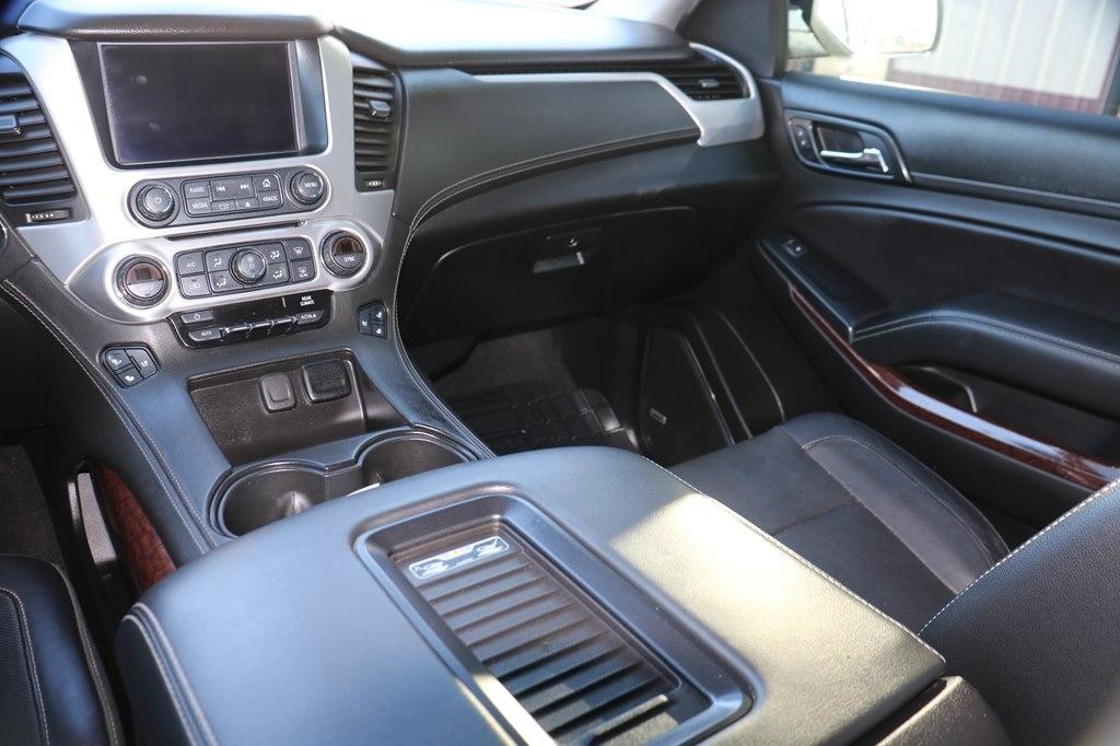 GMC Yukon SLT 4WD 2017