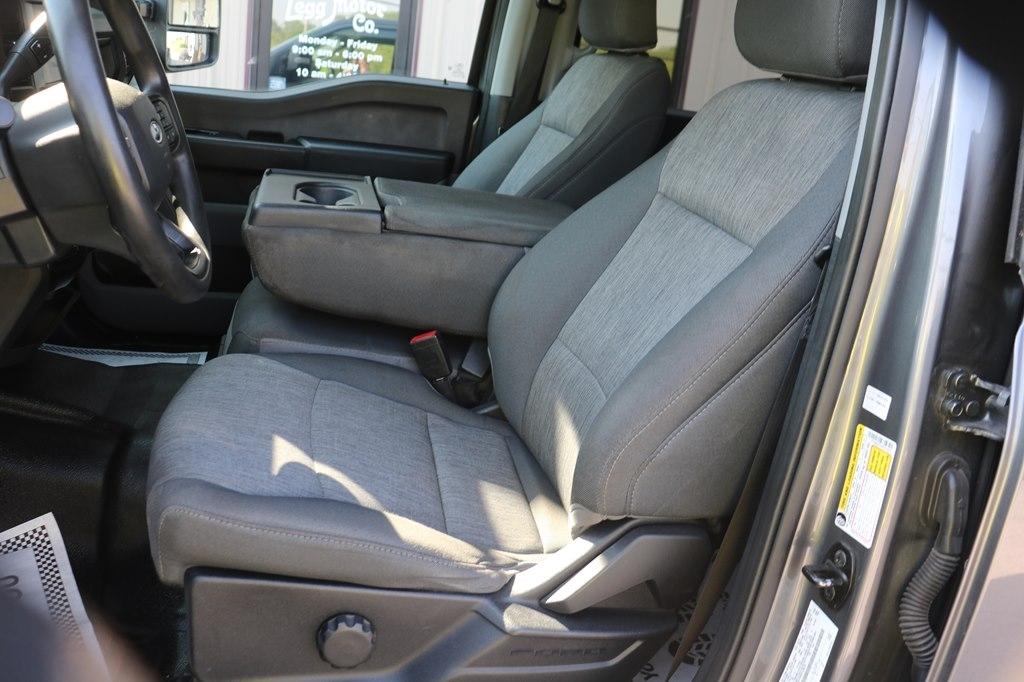 Ford F-350 SD XL Crew Cab Long Bed DRW 4WD 2023