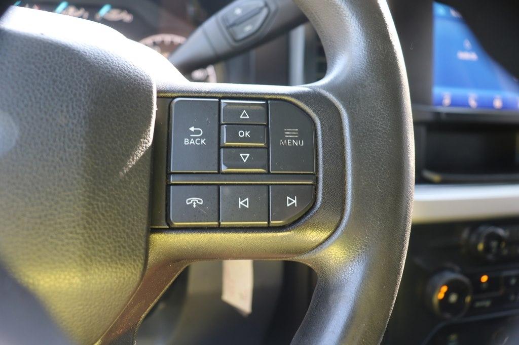 Ford F-350 SD XL Crew Cab Long Bed DRW 4WD 2023