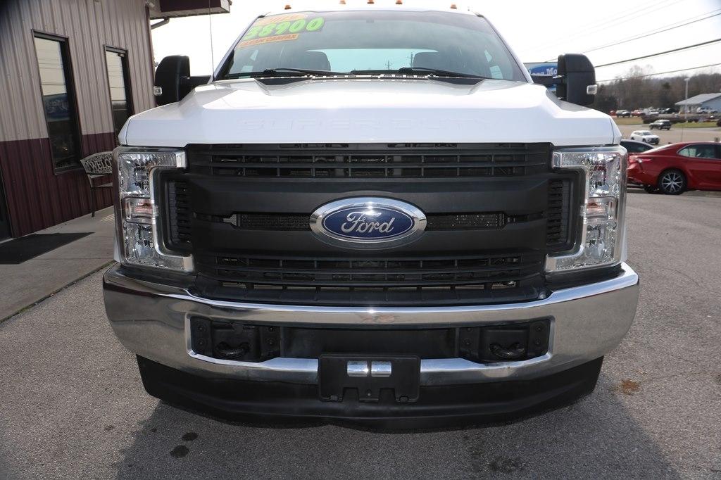 Ford F-350 SD XL Crew Cab Long Bed DRW 4WD 2019