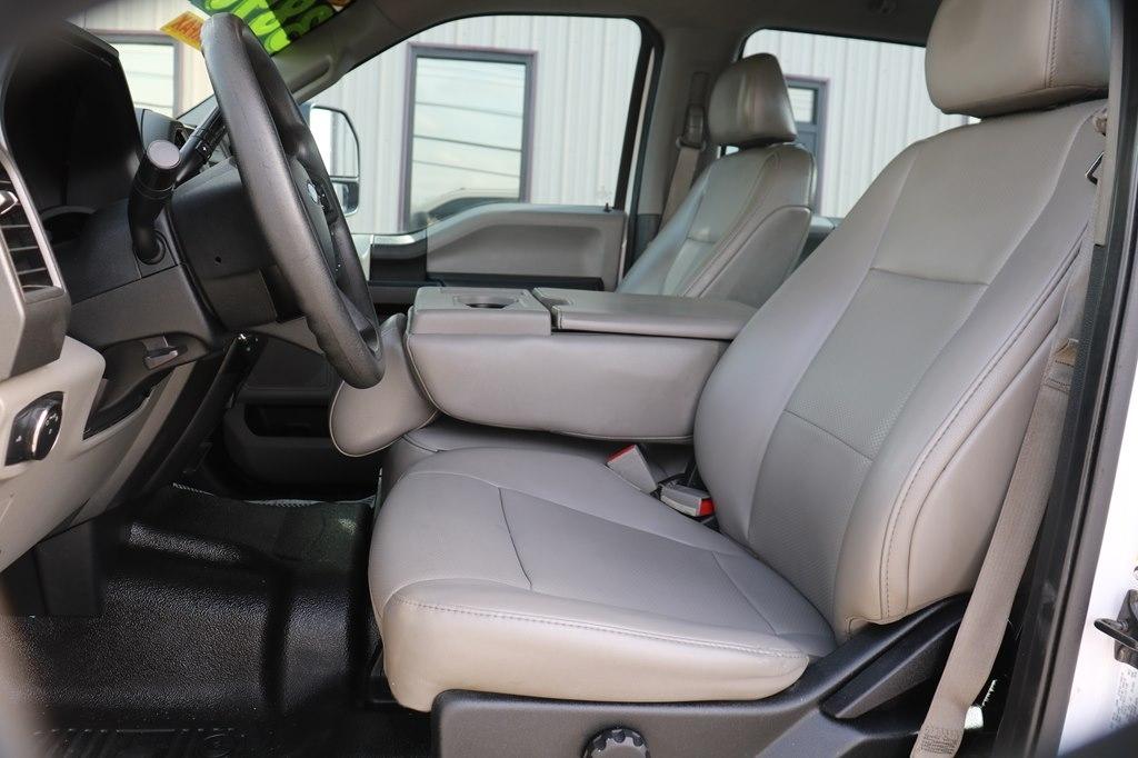 Ford F-350 SD XL Crew Cab Long Bed DRW 4WD 2019