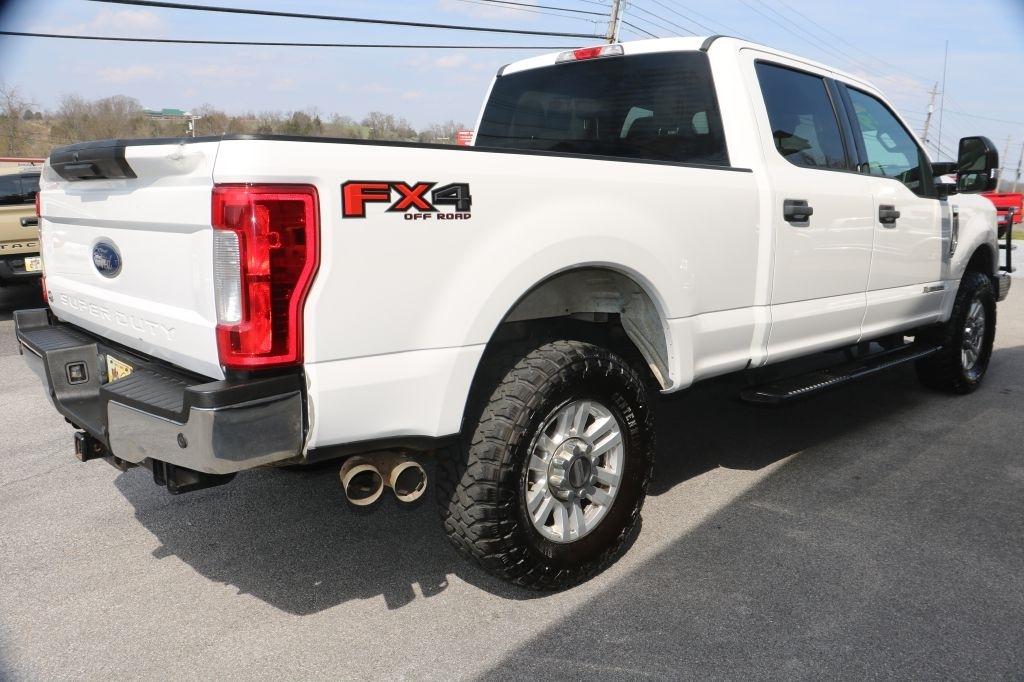 Ford F-250 SD XLT Crew Cab SWB 4WD 2019