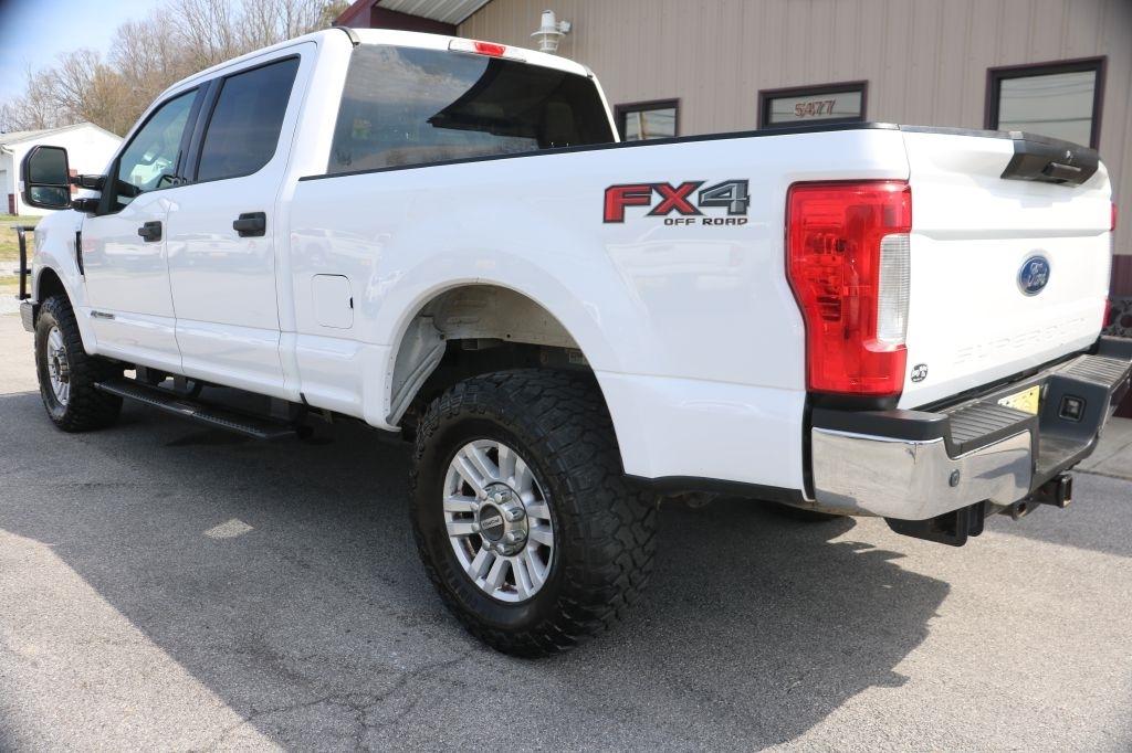 Ford F-250 SD XLT Crew Cab SWB 4WD 2019