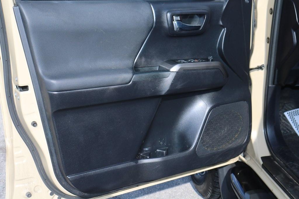 Toyota Tacoma SR5 Double Cab Super Long Bed V6 6AT 4WD 2020