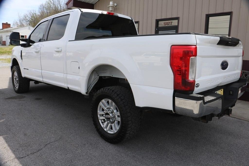 Ford F-250 SD XLT Crew Cab SWB 4WD 2019