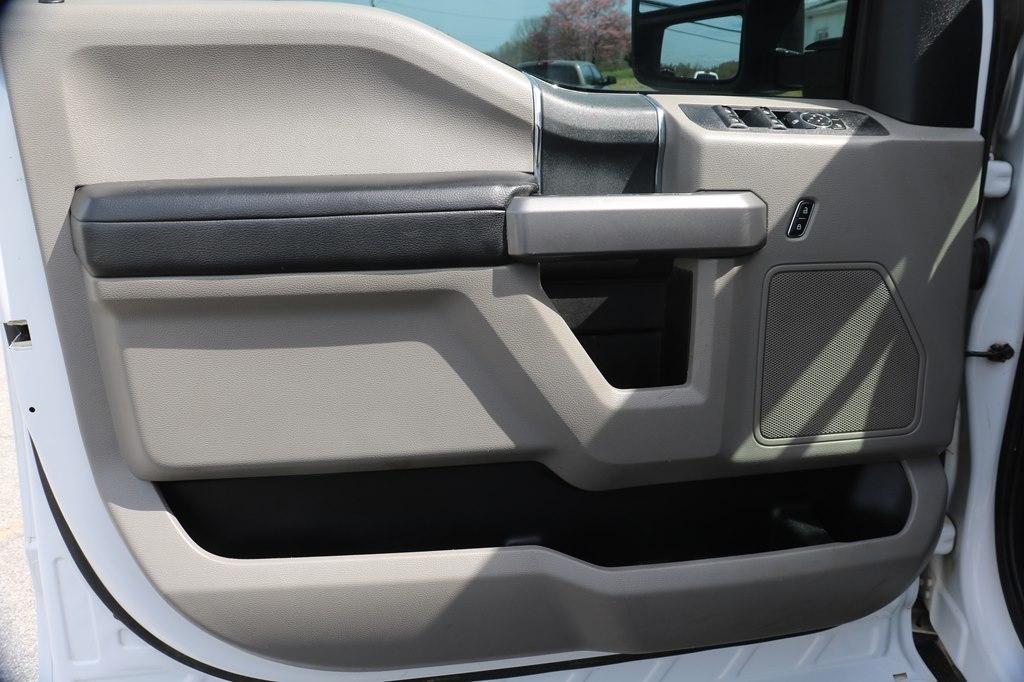 Ford F-250 SD XLT Crew Cab SWB 4WD 2019