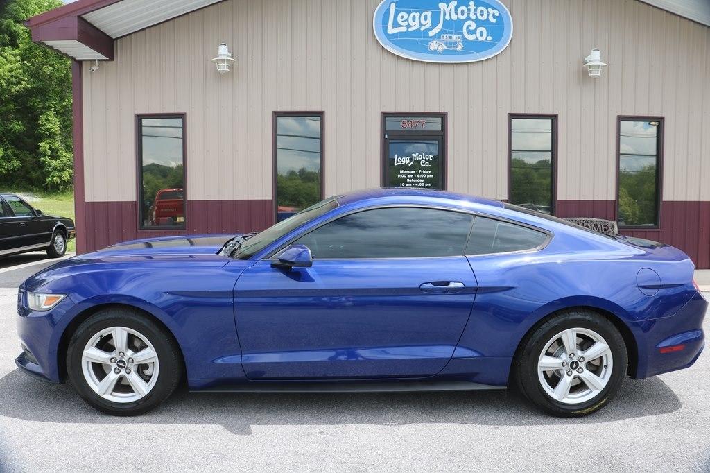 2016 Ford Mustang V6 Coupe