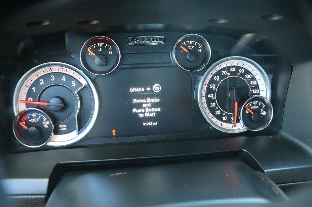 RAM 3500 Laramie Crew Cab LWB 4WD DRW 2018