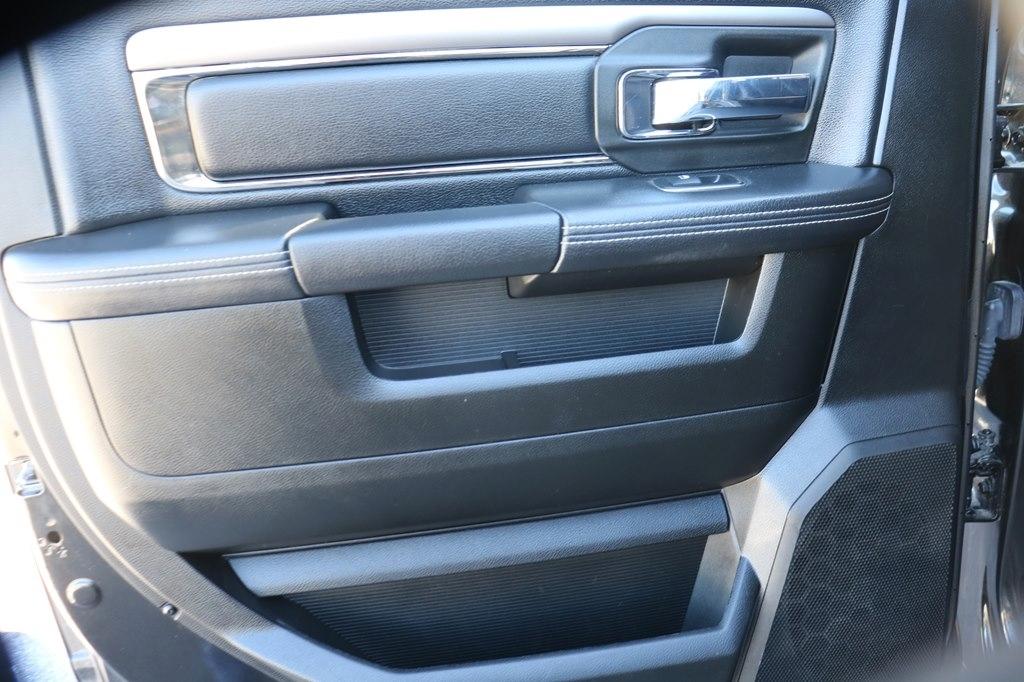 RAM 3500 Laramie Crew Cab LWB 4WD DRW 2018