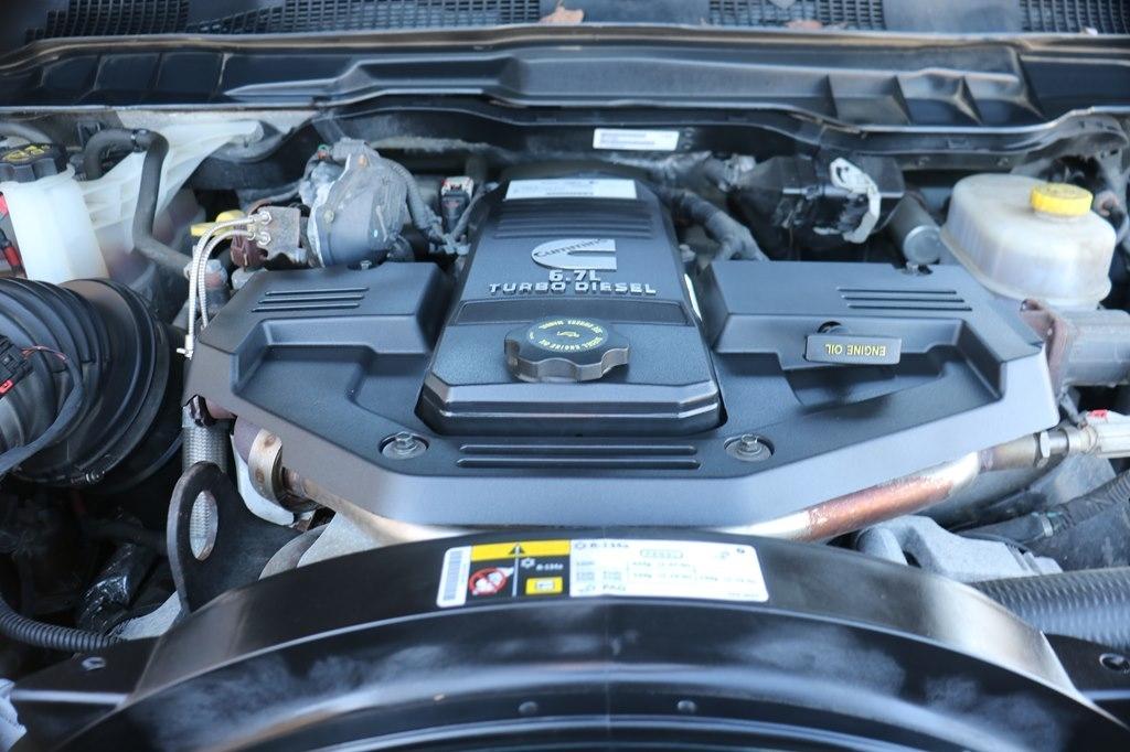 RAM 3500 Laramie Crew Cab LWB 4WD DRW 2018