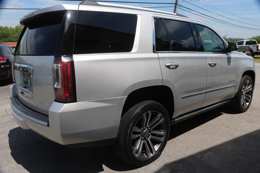 GMC Yukon Denali 4WD 2017