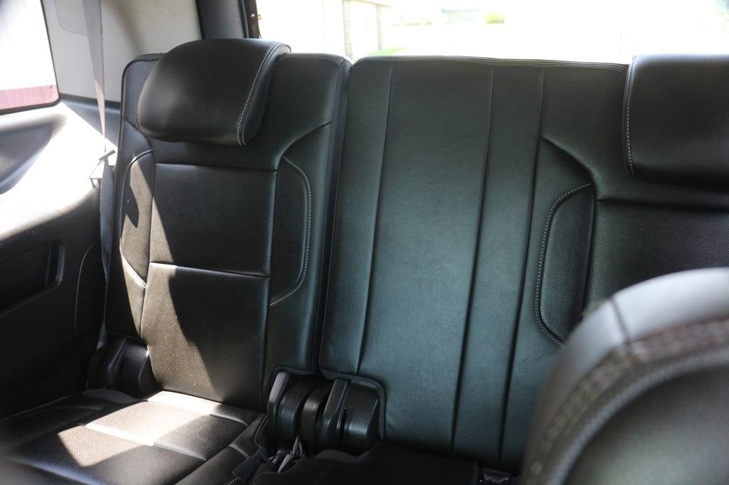 GMC Yukon Denali 4WD 2017