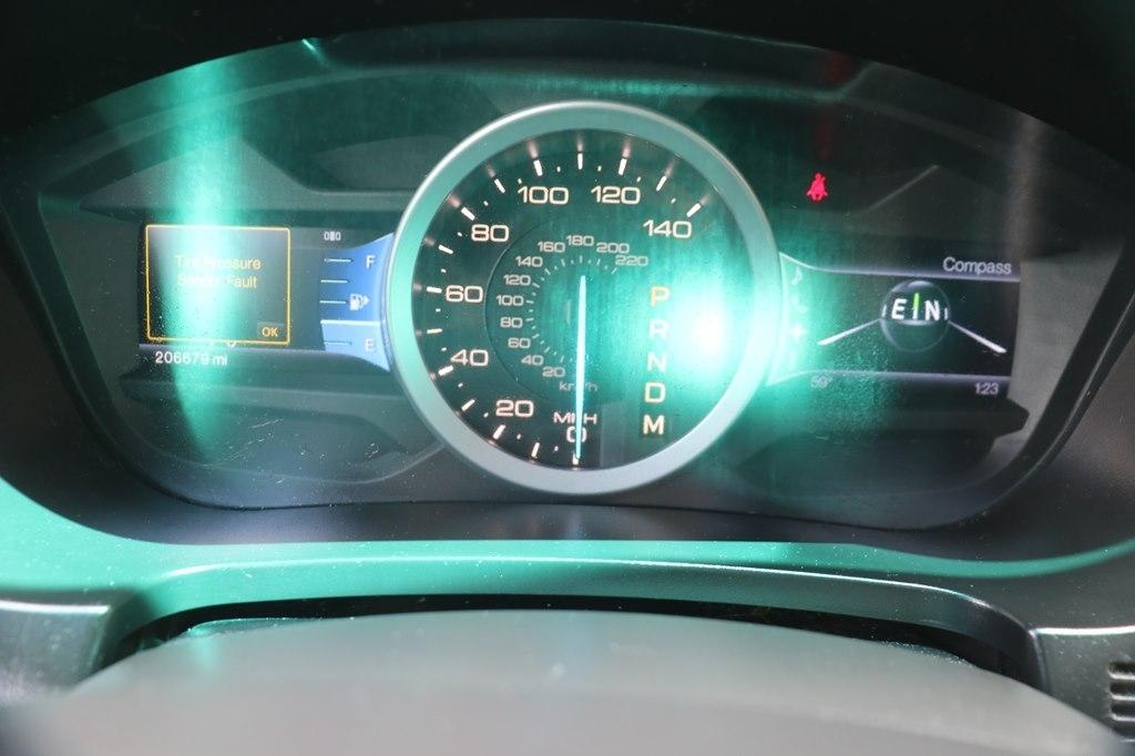 Ford Explorer Limited FWD 2011