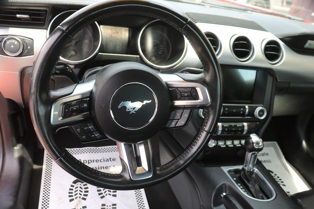 Ford Mustang EcoBoost Coupe 2022