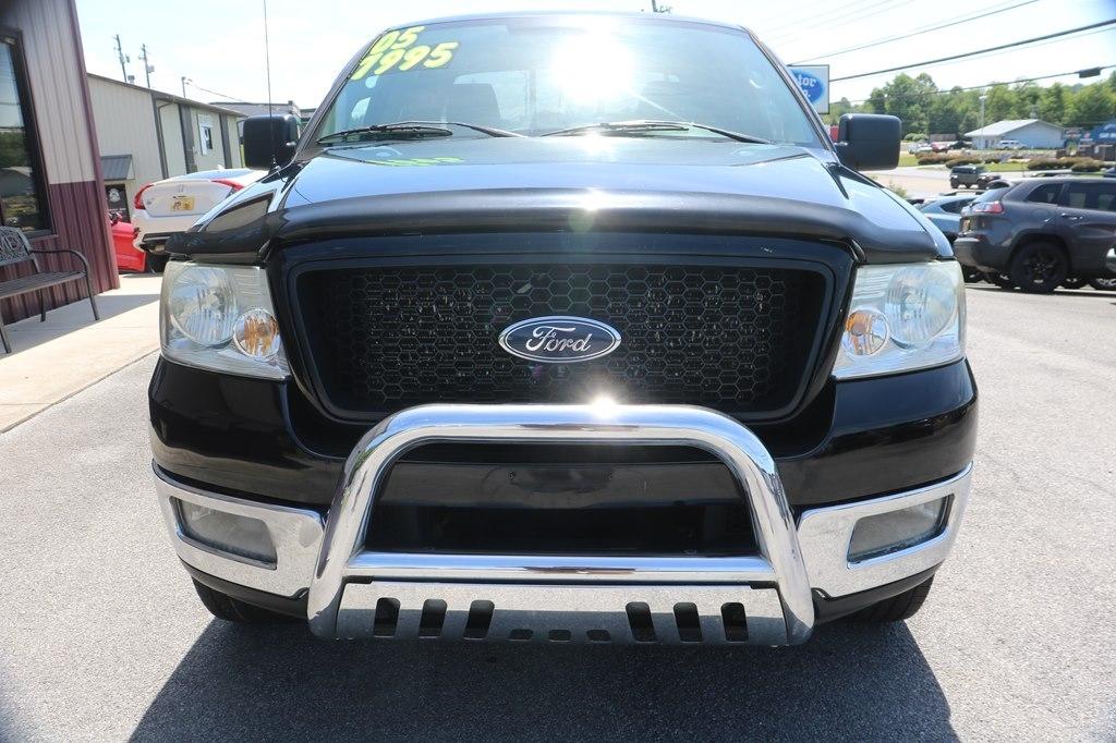 Ford F-150 4WD SuperCrew 157" XLT 2005