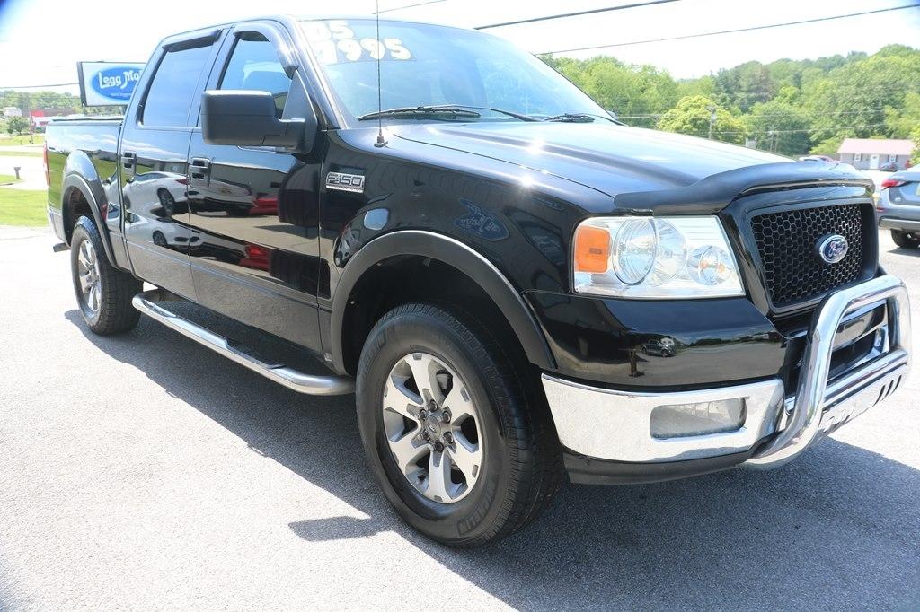 Ford F-150 4WD SuperCrew 157" XLT 2005