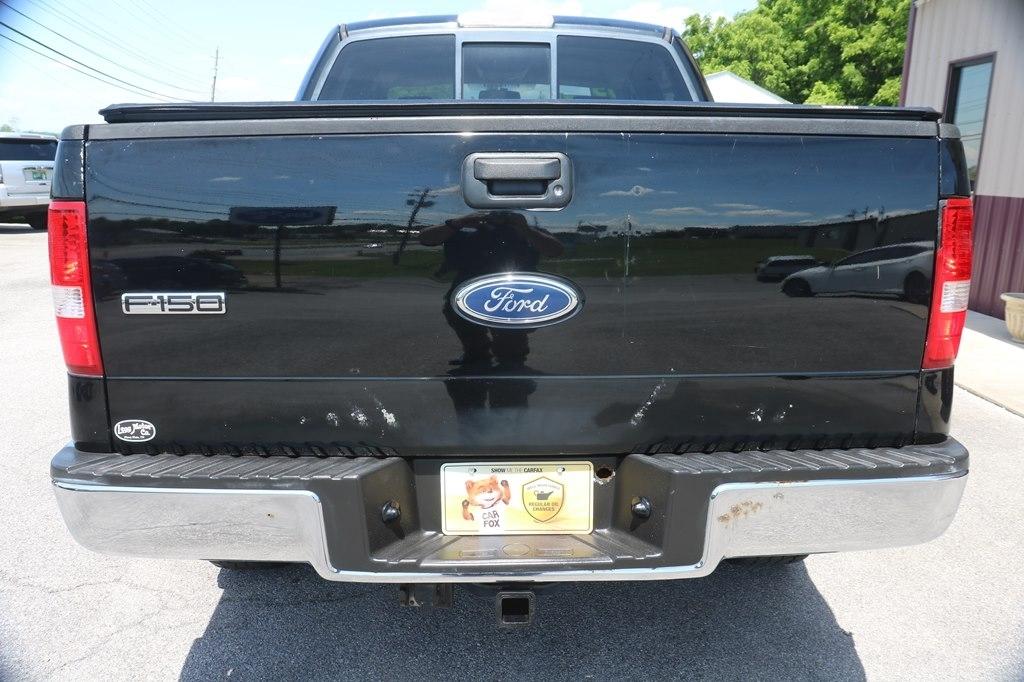 Ford F-150 4WD SuperCrew 157" XLT 2005