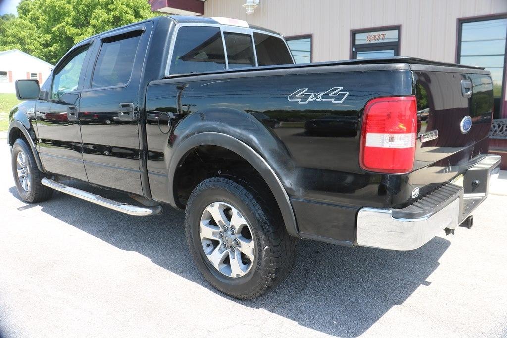 Ford F-150 4WD SuperCrew 157" XLT 2005