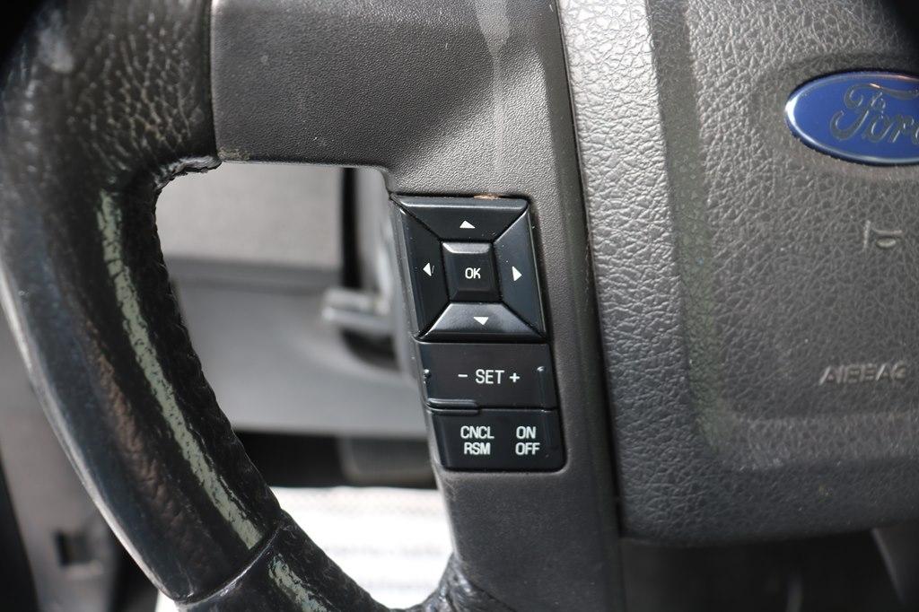 Ford F-150 XL SuperCrew 6.5-ft. Bed 4WD 2011