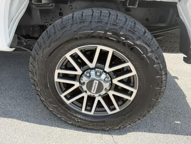 Ford F-250 SD Lariat Crew Cab 4WD 2017