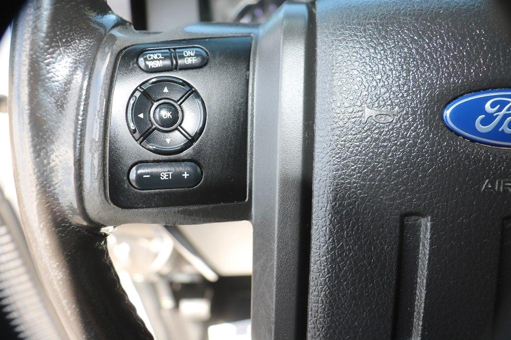 Ford F-250 SD Platinum Crew Cab 4WD 2016