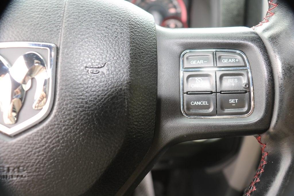 RAM 1500 Rebel Crew Cab SWB 4WD 2017