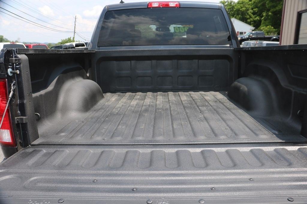 RAM 1500 Classic Express 4x4 Quad Cab 6'4" Box 2019