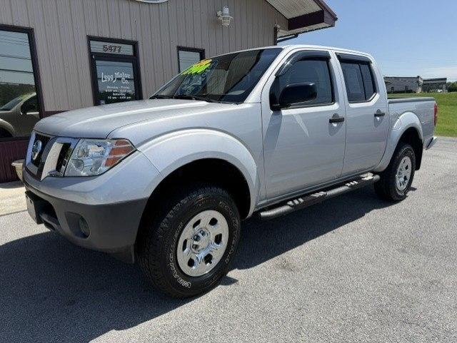 Nissan Frontier S Crew Cab 5AT 4WD 2017