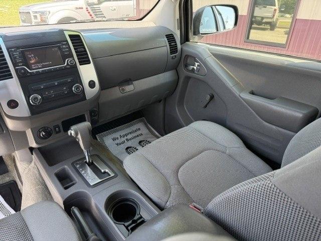 Nissan Frontier S Crew Cab 5AT 4WD 2017
