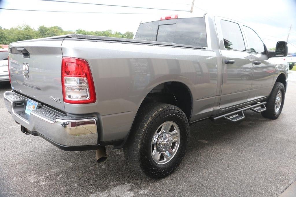 RAM 2500 Tradesman Crew Cab SWB 4WD 2024