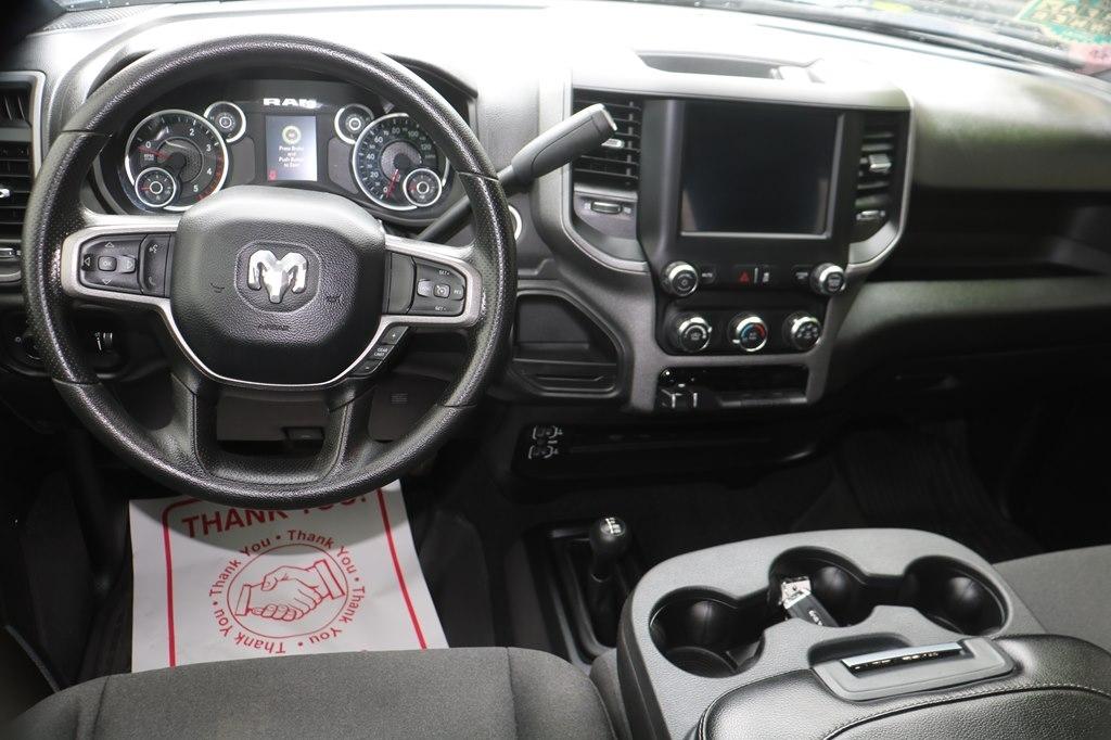 RAM 2500 Tradesman Crew Cab SWB 4WD 2024