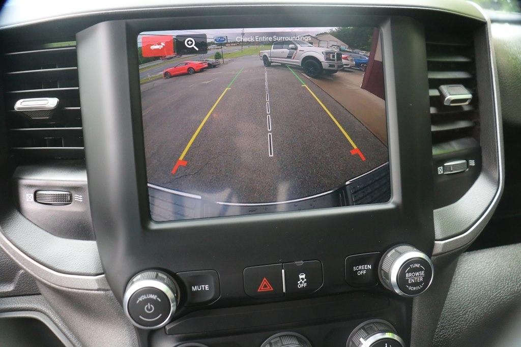 RAM 2500 Tradesman Crew Cab SWB 4WD 2024