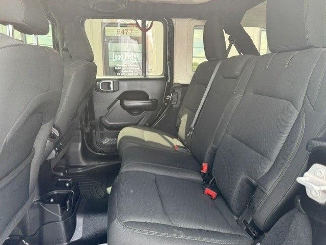 Jeep Wrangler Unlimited Sport 2018