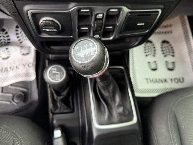 Jeep Wrangler Unlimited Sport 2018