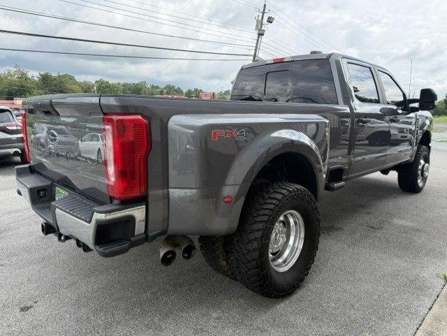 Ford F-350 SD FX4 Crew Cab Long Bed DRW 4WD 2023