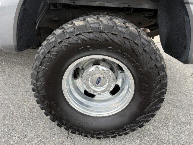 Ford F-350 SD FX4 Crew Cab Long Bed DRW 4WD 2023