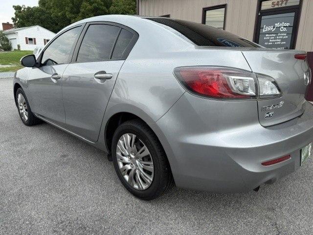 Mazda MAZDA3 i Sport 4-Door 2013