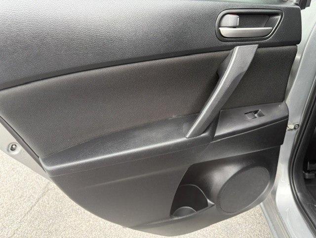 Mazda MAZDA3 i Sport 4-Door 2013