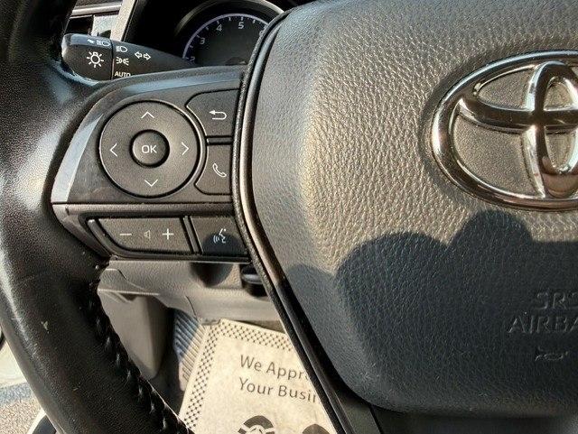 Toyota Camry SE 2023