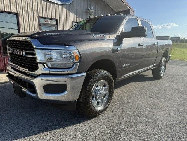 RAM 2500 Lone Star 4x4 Crew Cab 6'4" Box 2022