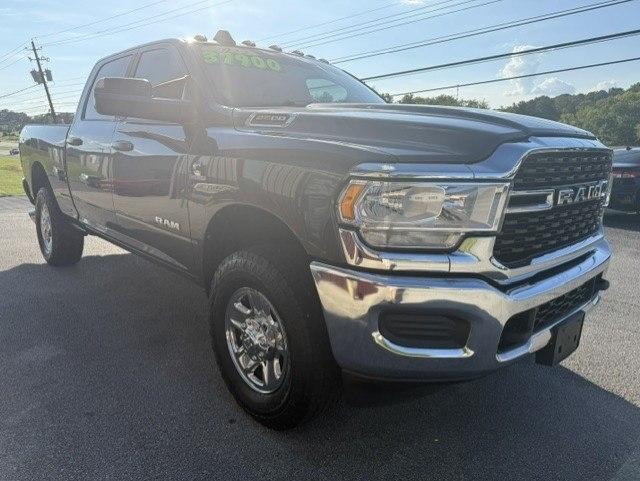 RAM 2500 Lone Star 4x4 Crew Cab 6'4" Box 2022