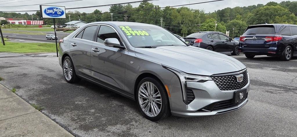 Cadillac CT4 Premium Luxury 2025