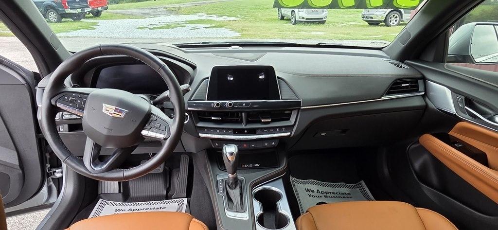 Cadillac CT4 Premium Luxury 2025