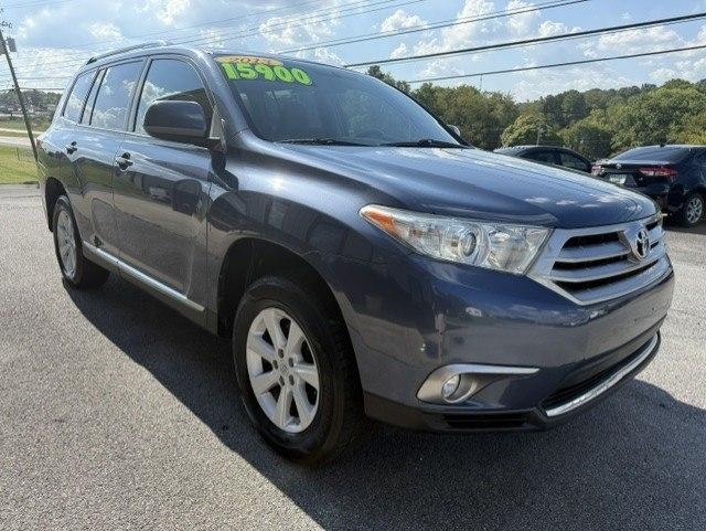 Toyota Highlander LE Plus V6 AWD (Natl) 2013