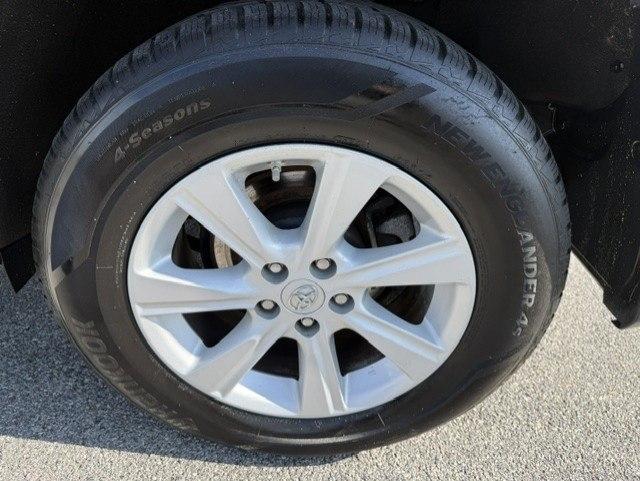 Toyota Highlander LE Plus V6 AWD (Natl) 2013