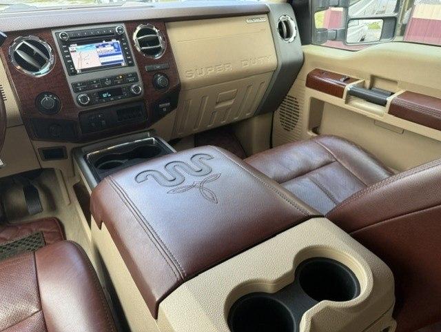 Ford F-350 SD King Ranch Crew Cab 4WD DRW 2012