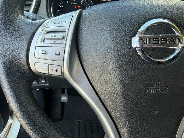Nissan Rogue SV 4D SUV AWD 2016