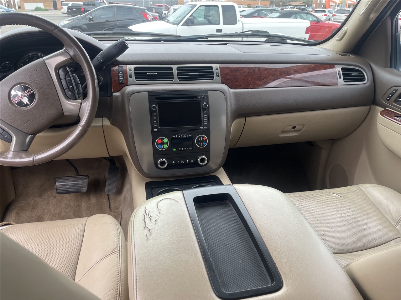 GMC Yukon 2WD 4dr 1500 SLT 2011 GMC Yukon 2WD 4dr 1500 SLT 2011