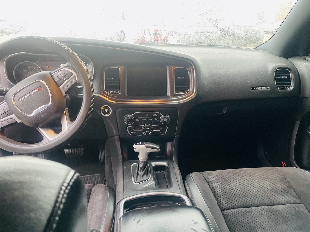 Dodge Charger 4dr Sdn Road/Track RWD 2015 Dodge Charger 4dr Sdn Road/Track RWD 2015